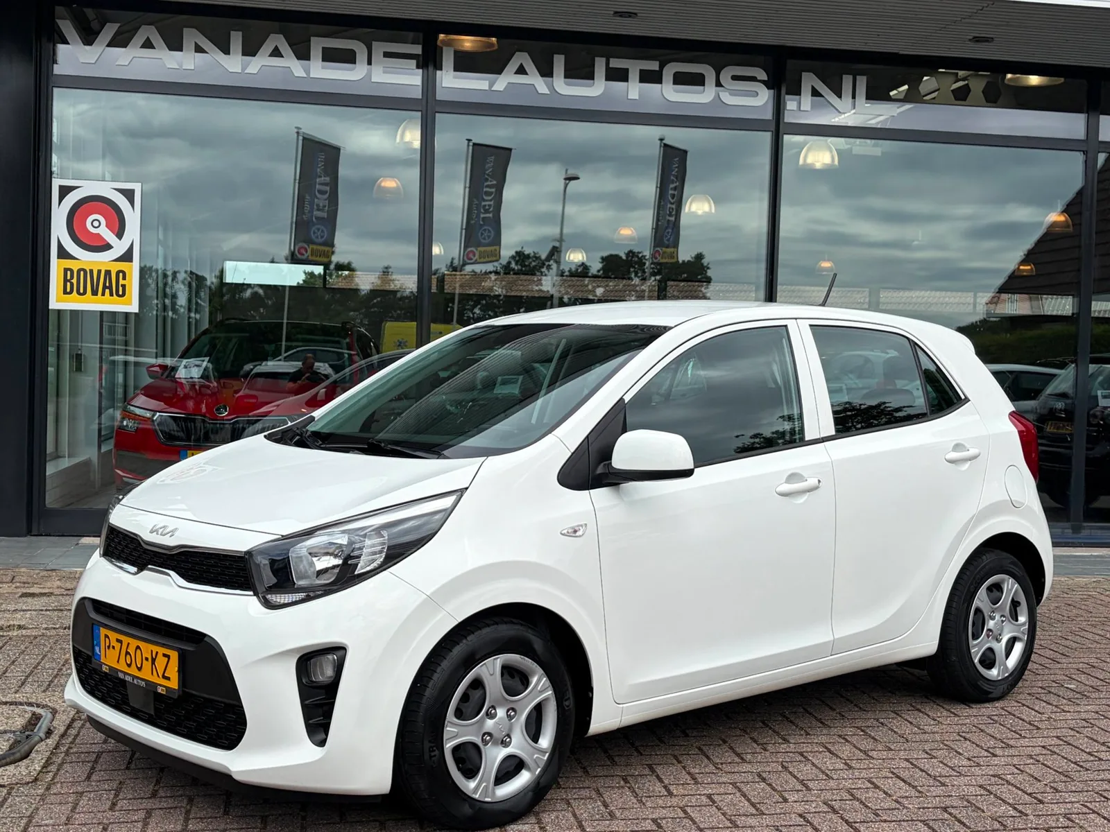 Kia Picanto (2022) — foto 1