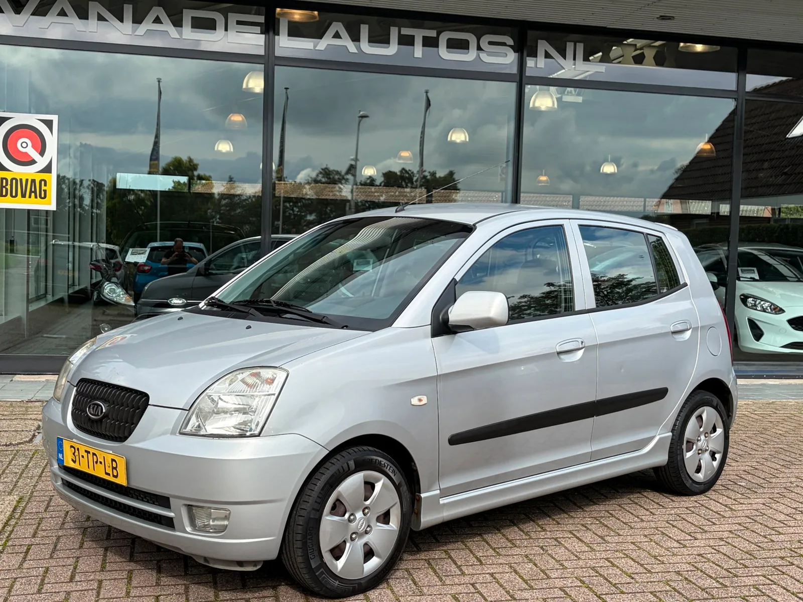 Kia Picanto (2006) — foto 1