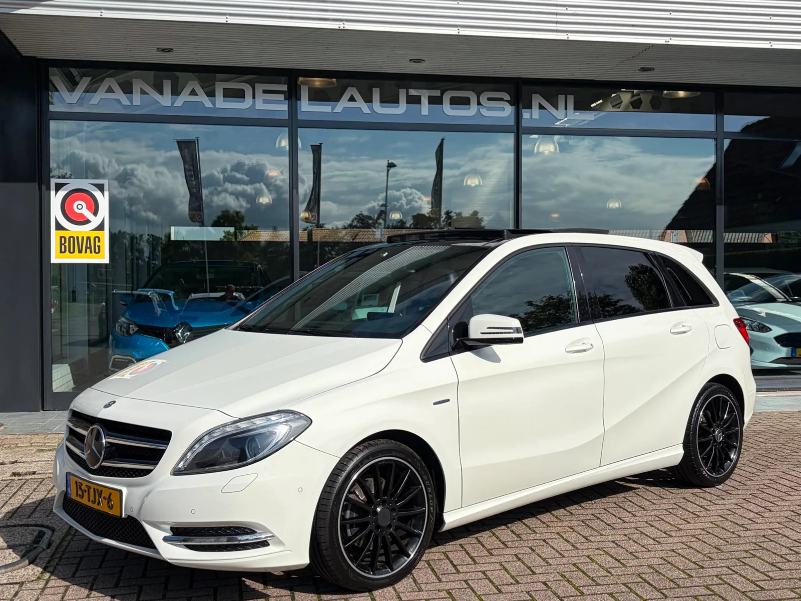 Mercedes-Benz B-Klasse (2012) — foto 1