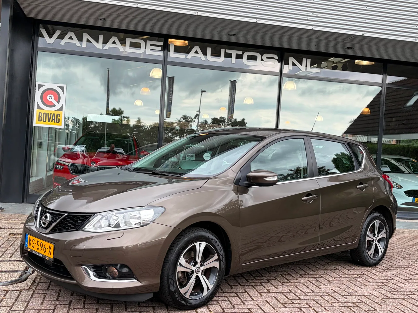 Nissan Pulsar (2015) — foto 1