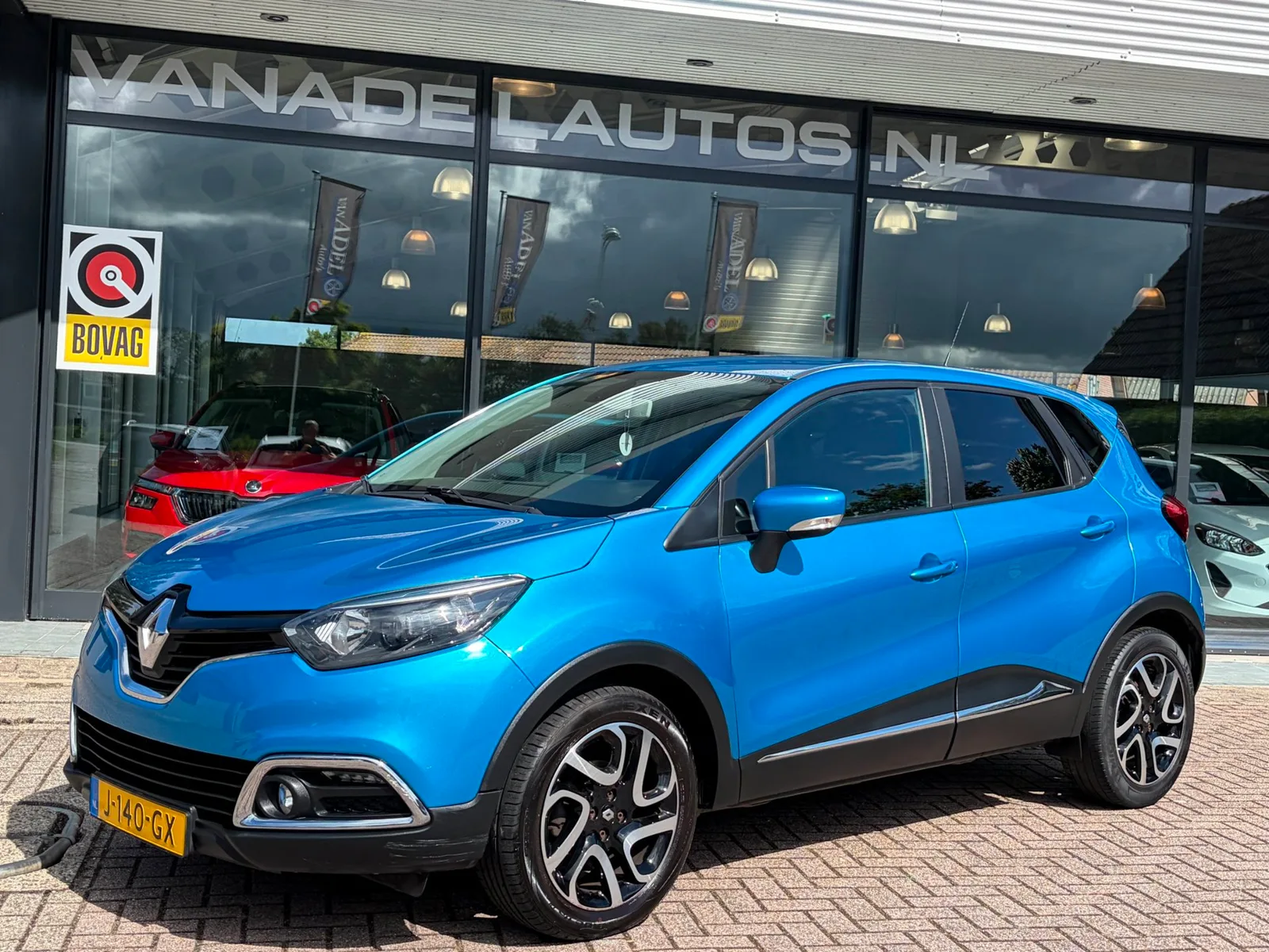 Renault Captur (2014) — foto 1