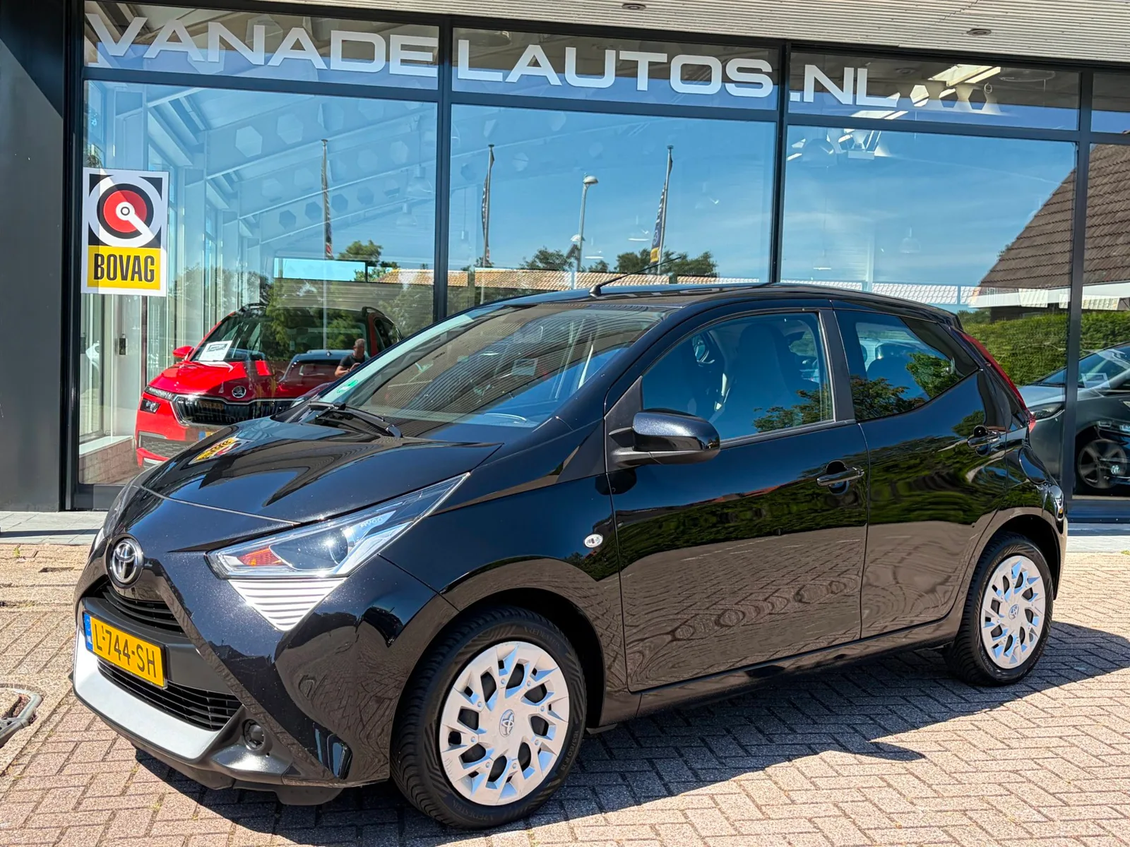 Toyota Aygo (2021) — foto 1