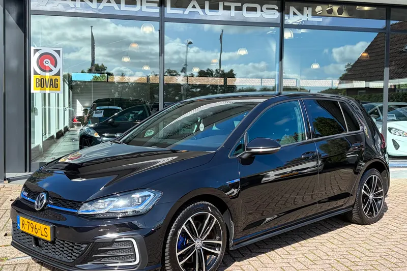 Volkswagen Golf (2017)