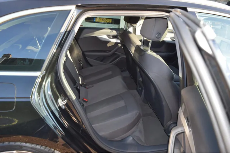 Audi A4 (2019)