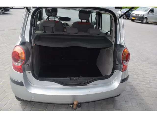Renault Modus (2006) — foto 1