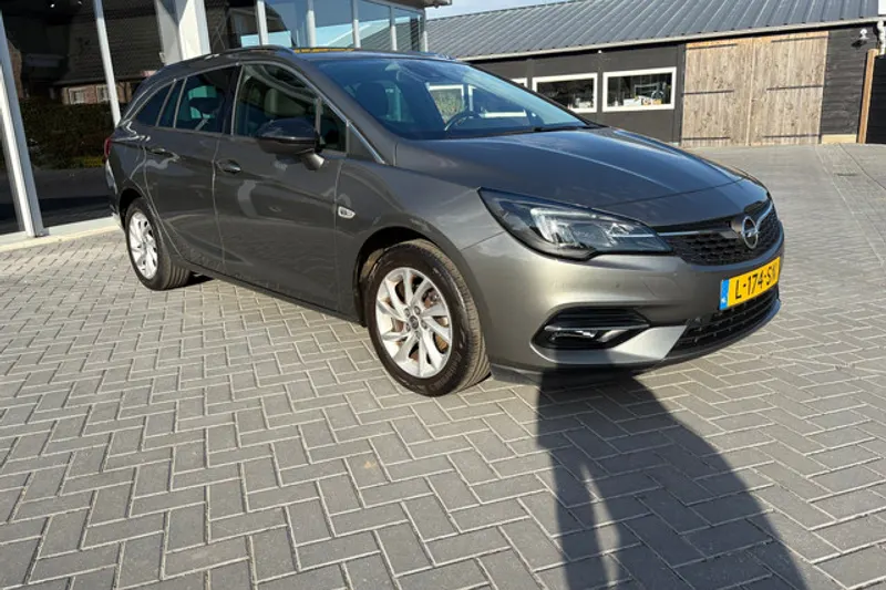 Opel Astra (2021)
