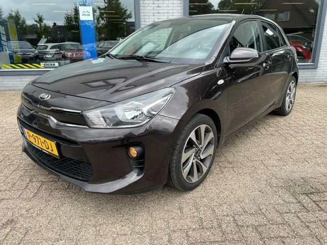 Kia Rio (2017) — foto 1