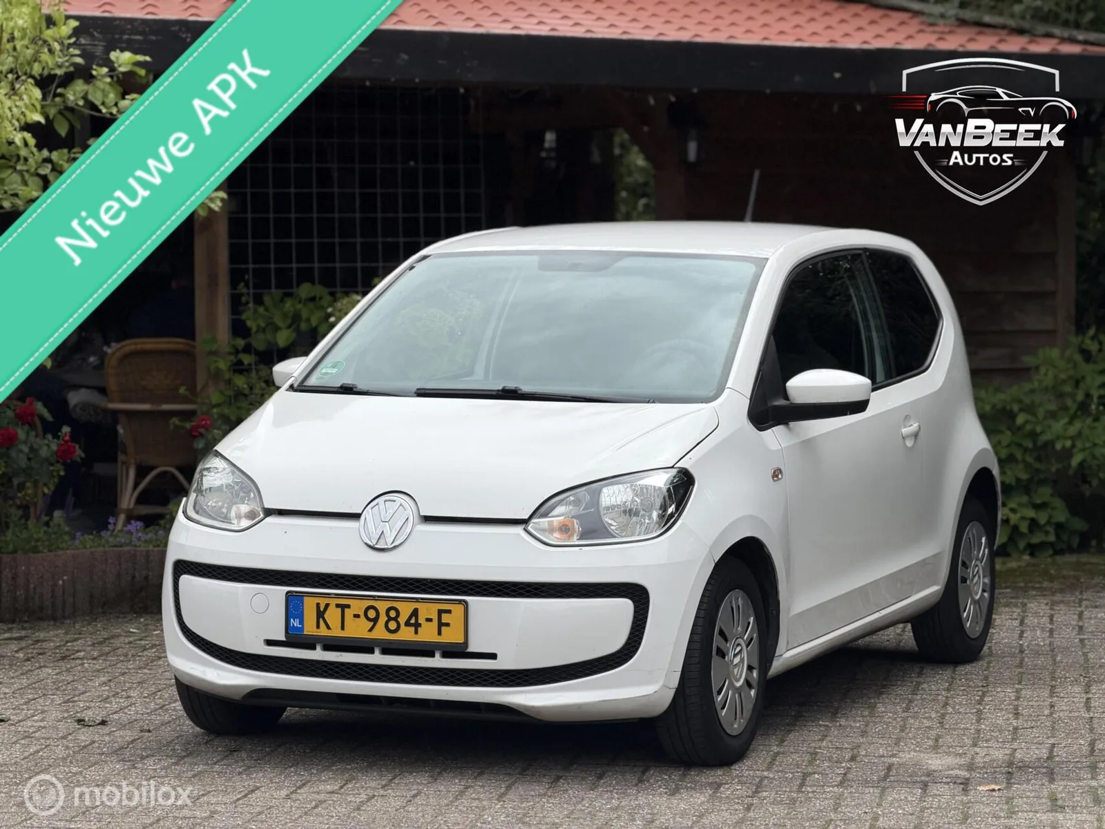 Volkswagen Up! (2012) — foto 1