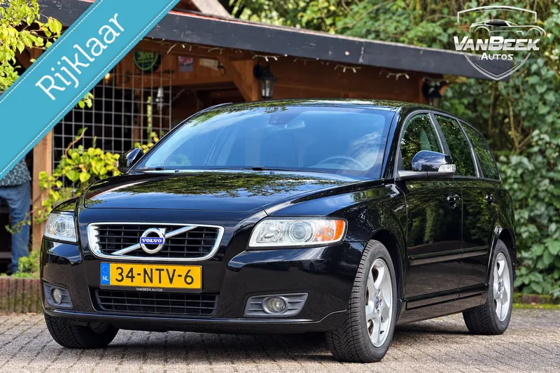 Volvo V50 (2010)