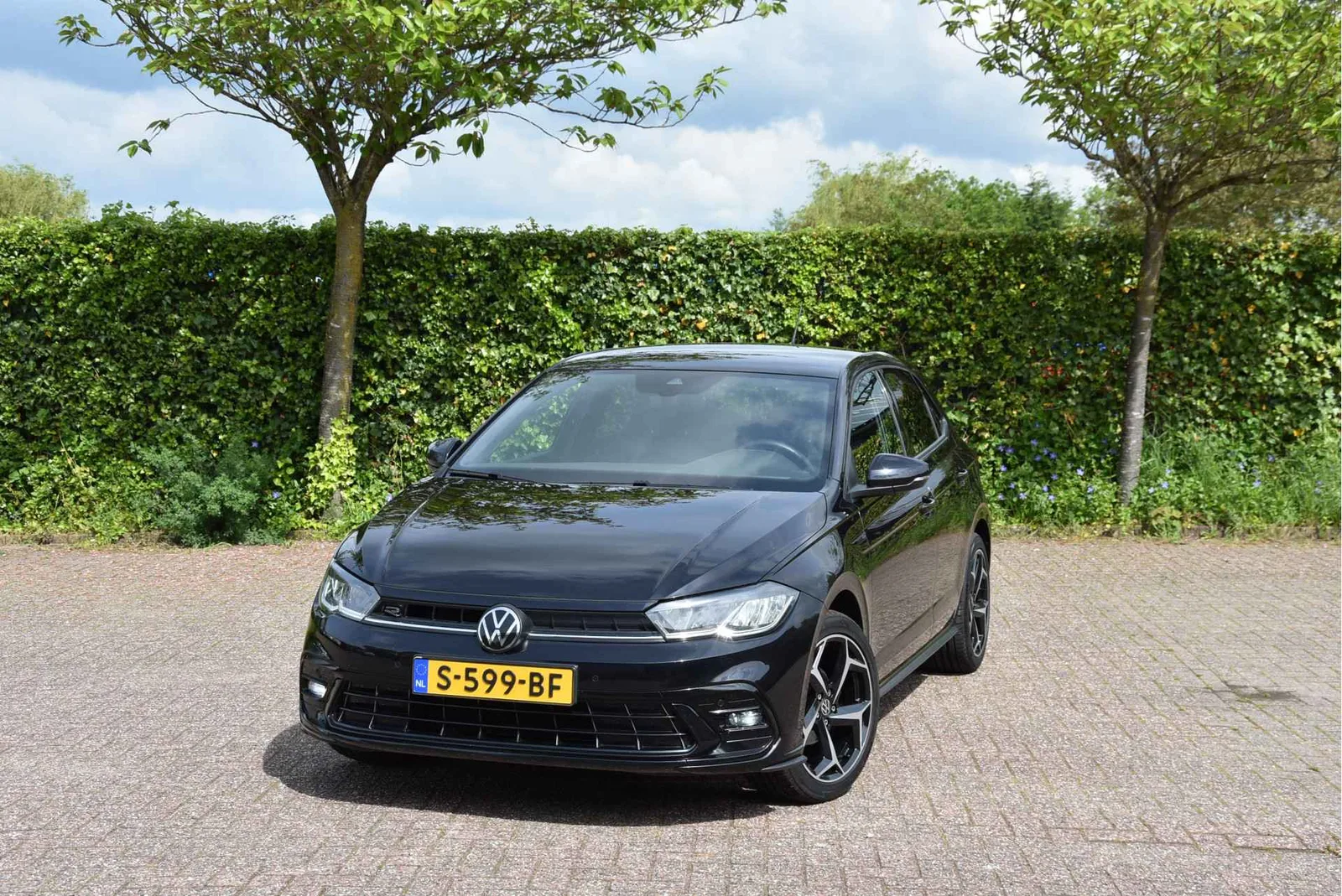 Volkswagen Polo (2023) — foto 1