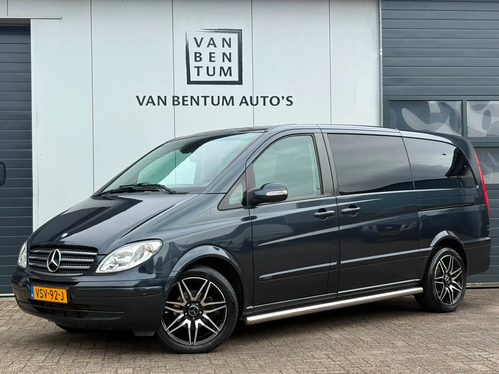 Mercedes-Benz Viano (2006) — foto 1