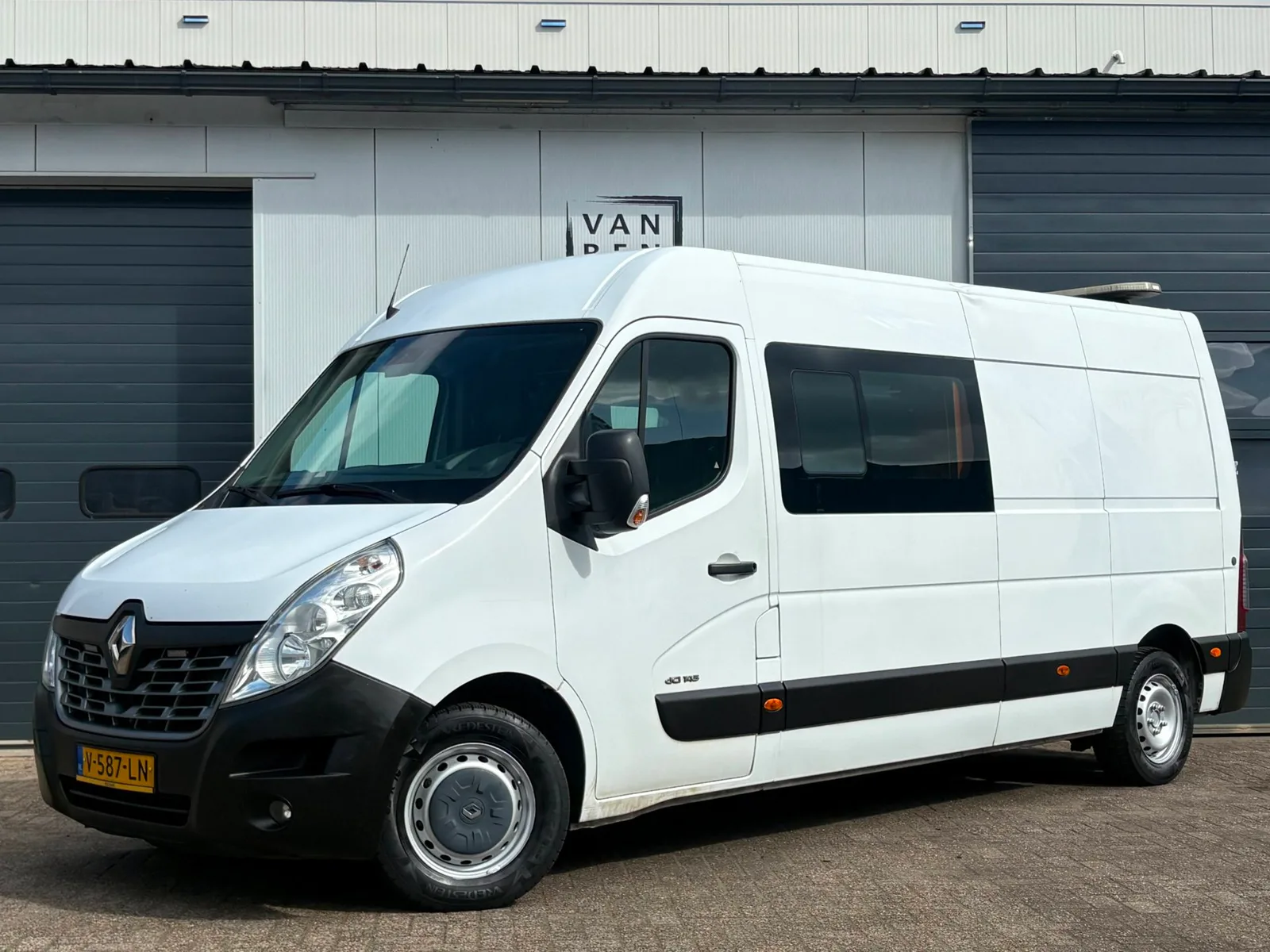 Renault Master (2018) — foto 1