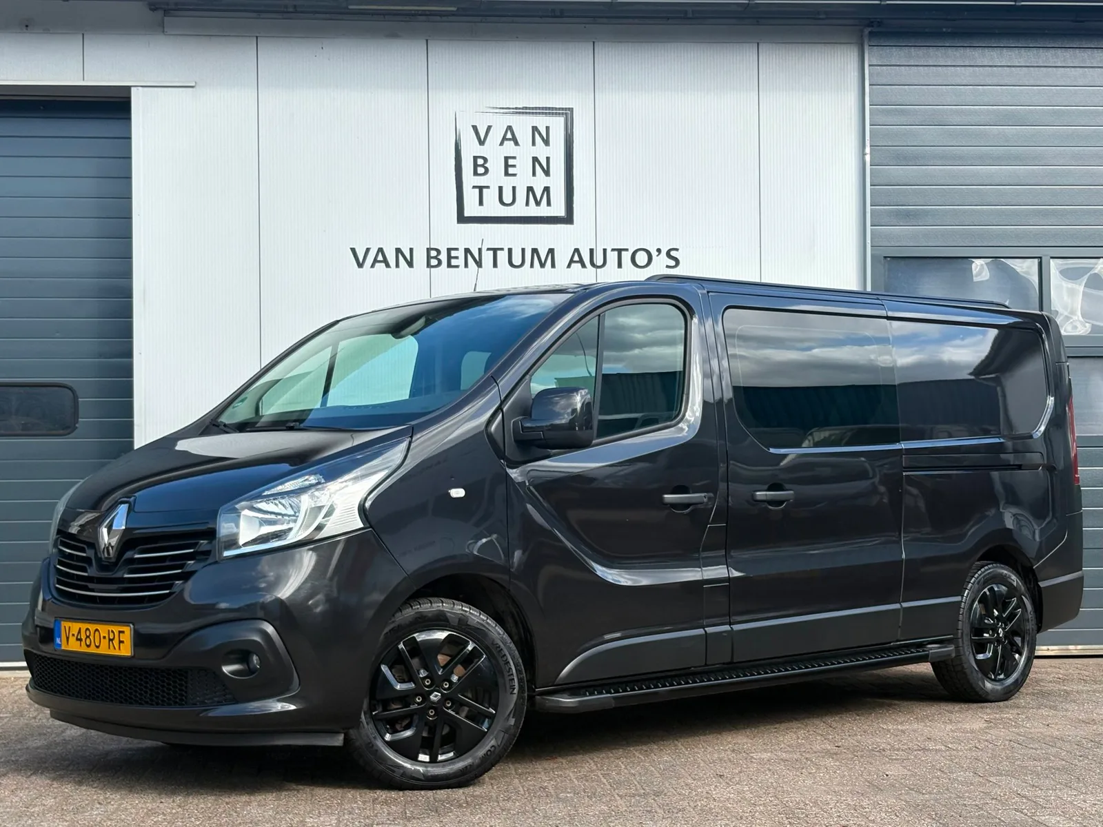 Renault Trafic (2018) — foto 1