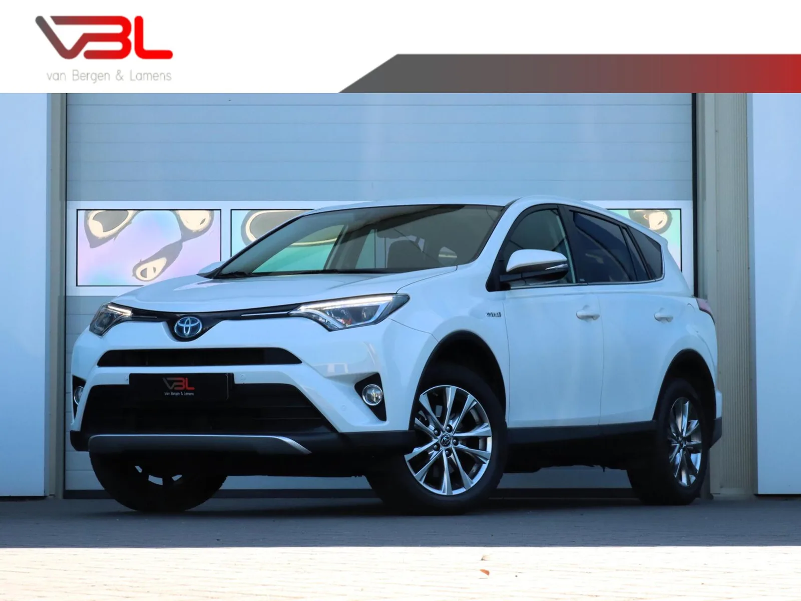 Toyota RAV4 (2016) — foto 1