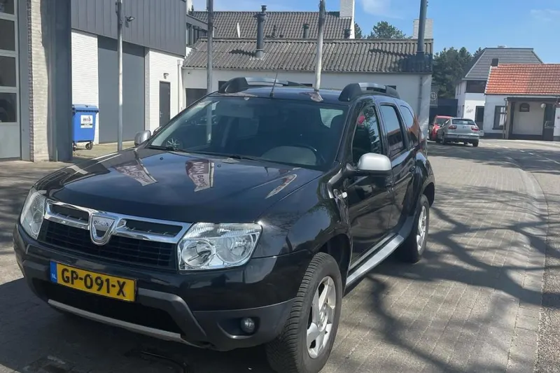 Dacia Duster (2011)