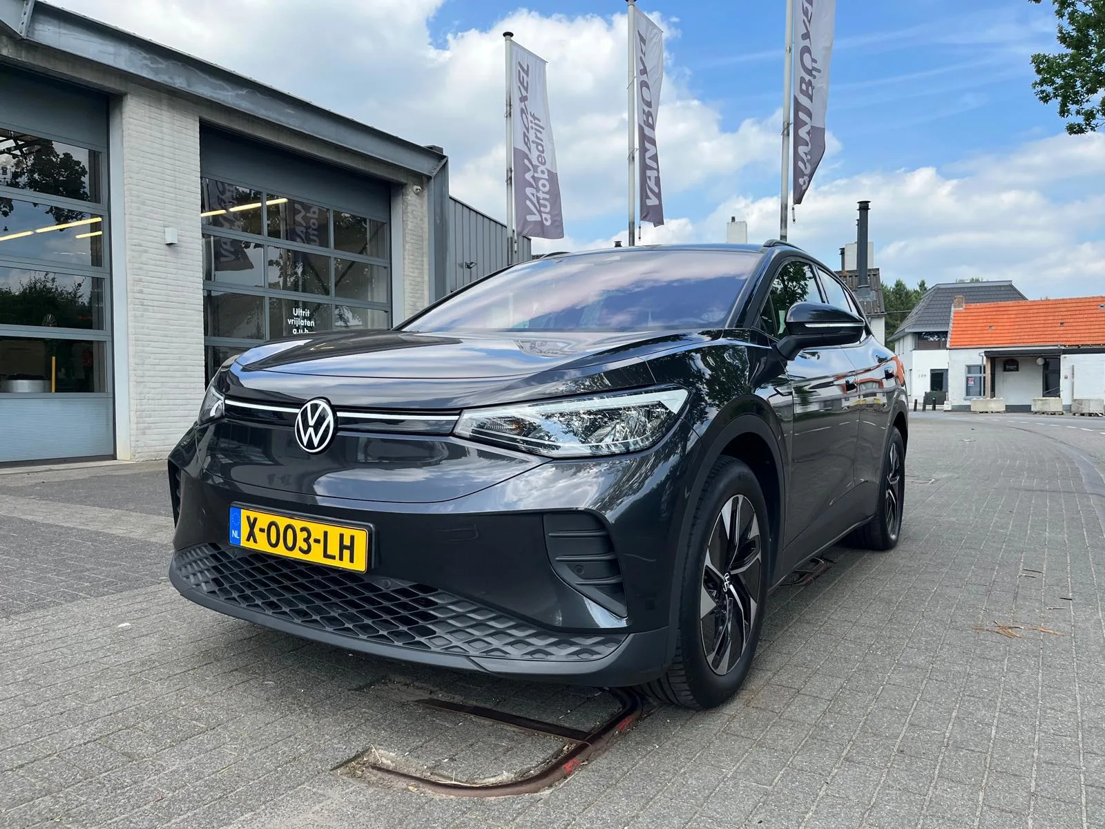 Volkswagen ID.4 (2021) — foto 1