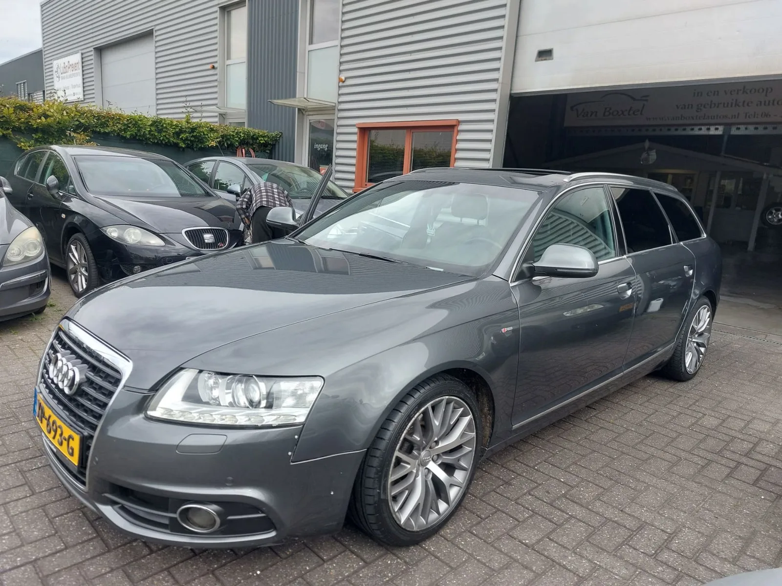 Audi A6 (2010) — foto 1