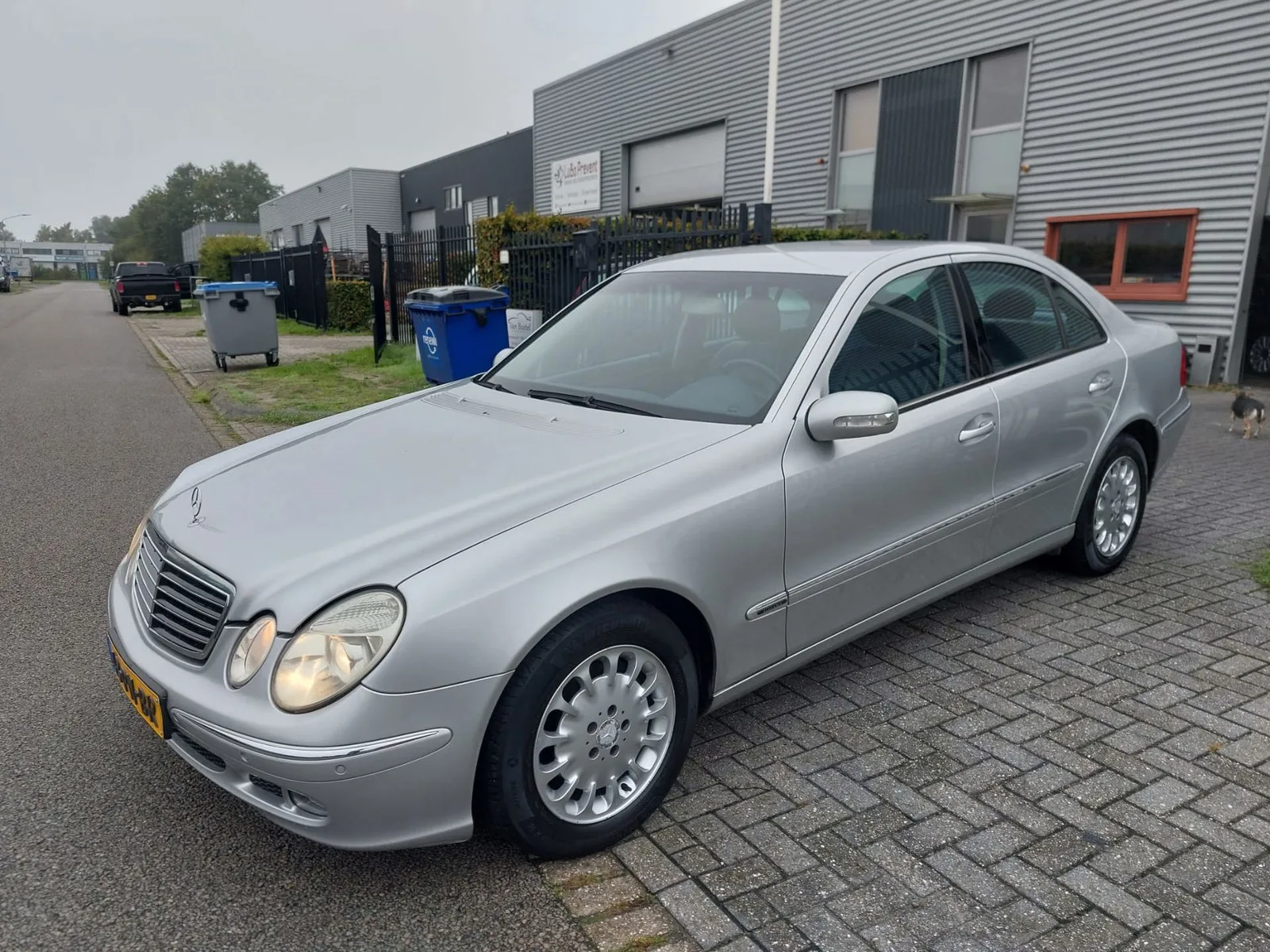 Mercedes-Benz E-Klasse (2004) — foto 1