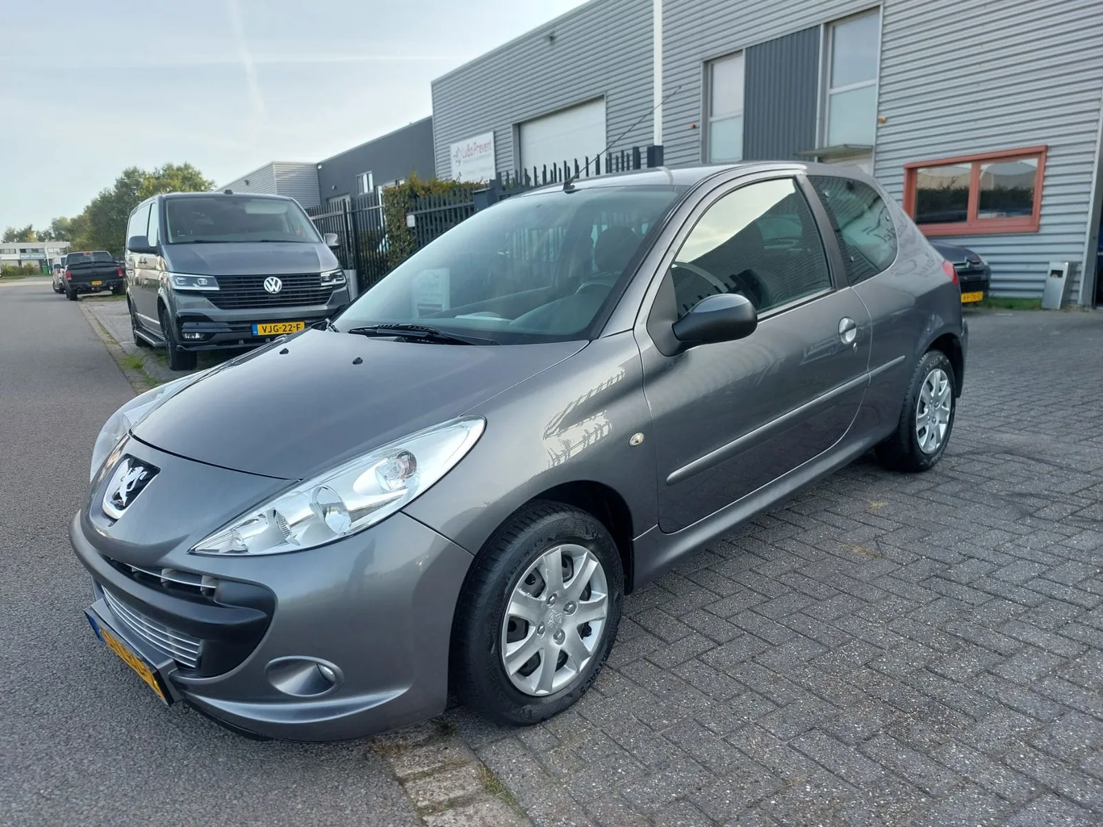 Peugeot 206+ (2010) — foto 1