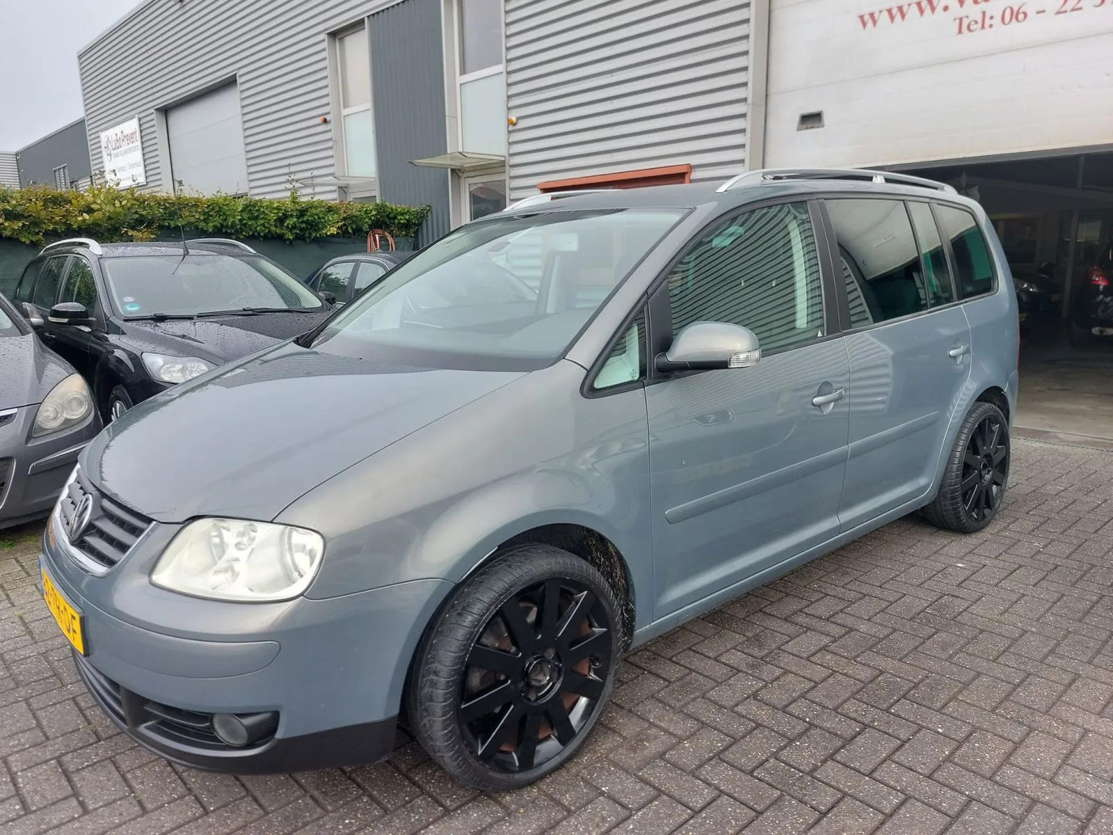 Volkswagen Touran (2006) — foto 1