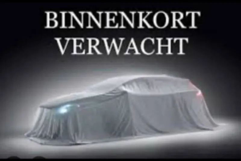 Peugeot 208 (2012)