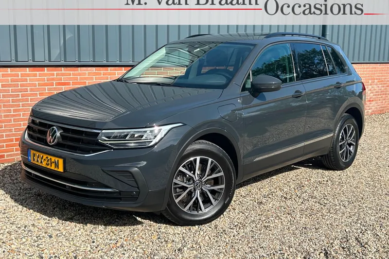 Volkswagen Tiguan (2021)