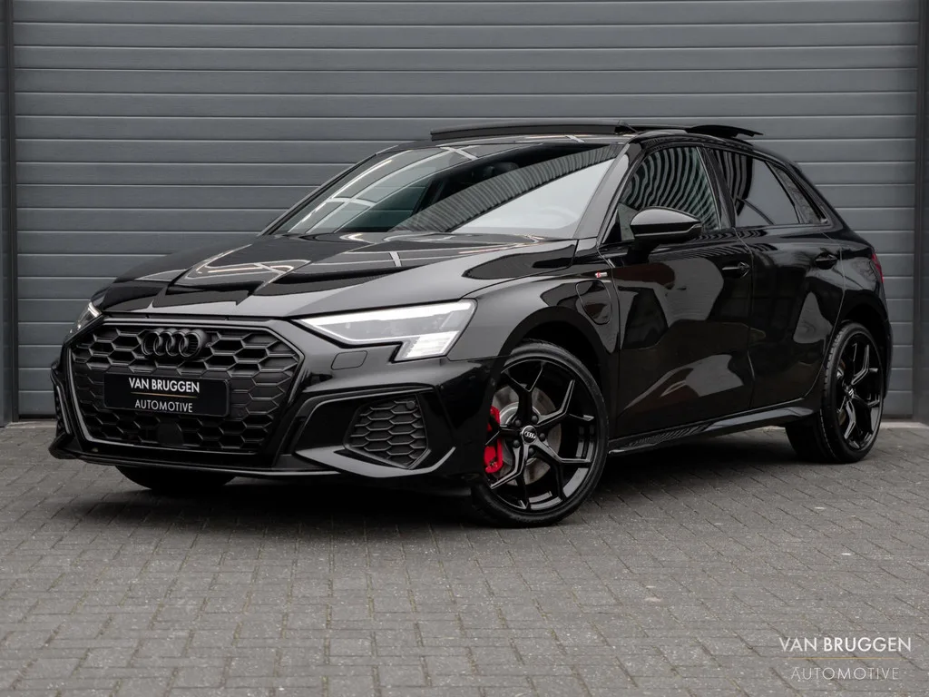 Audi A3 (2023) — foto 1