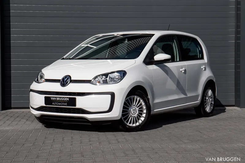Volkswagen Up! (2017)