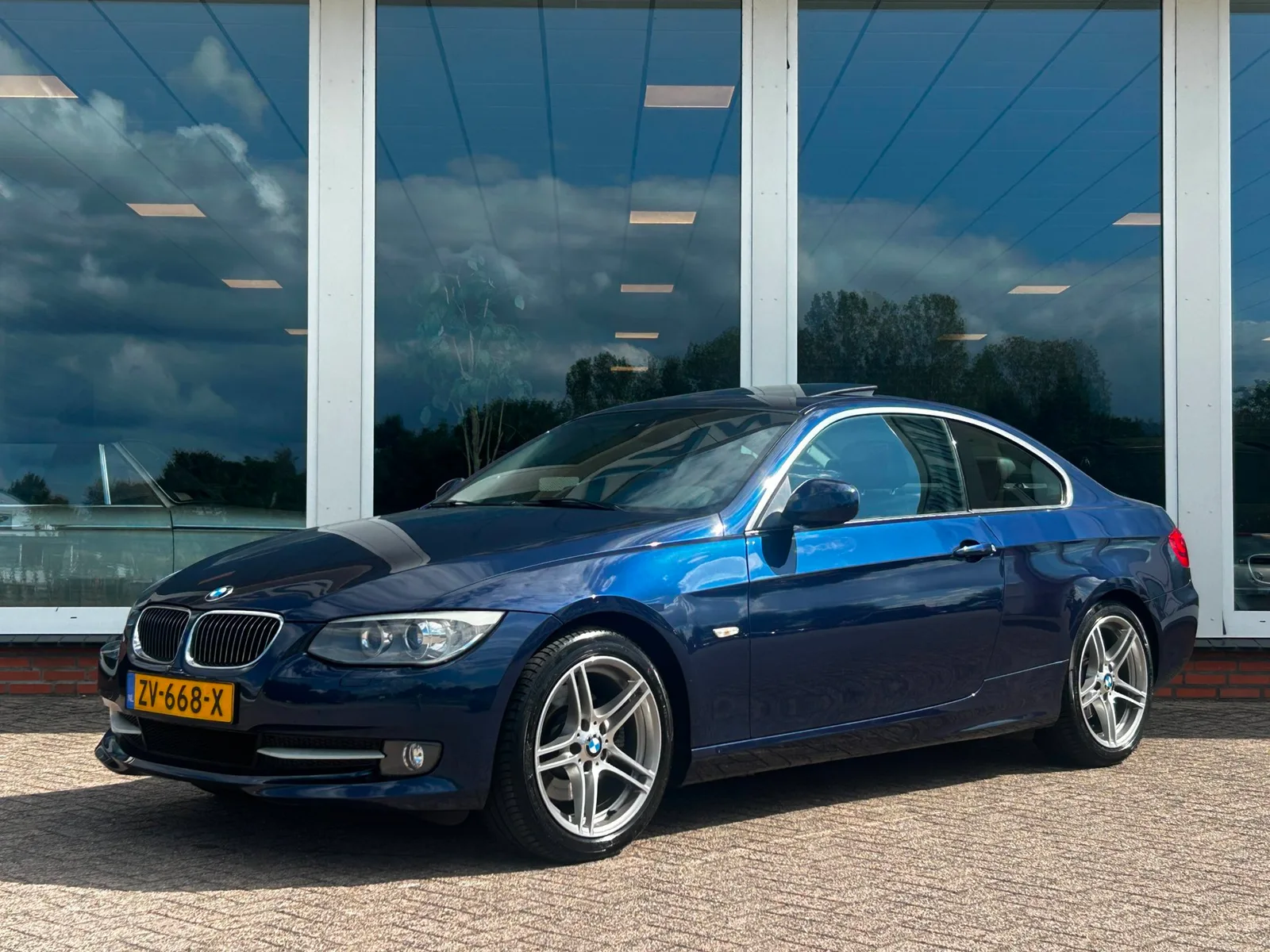 BMW 3-Serie (2013) — foto 1