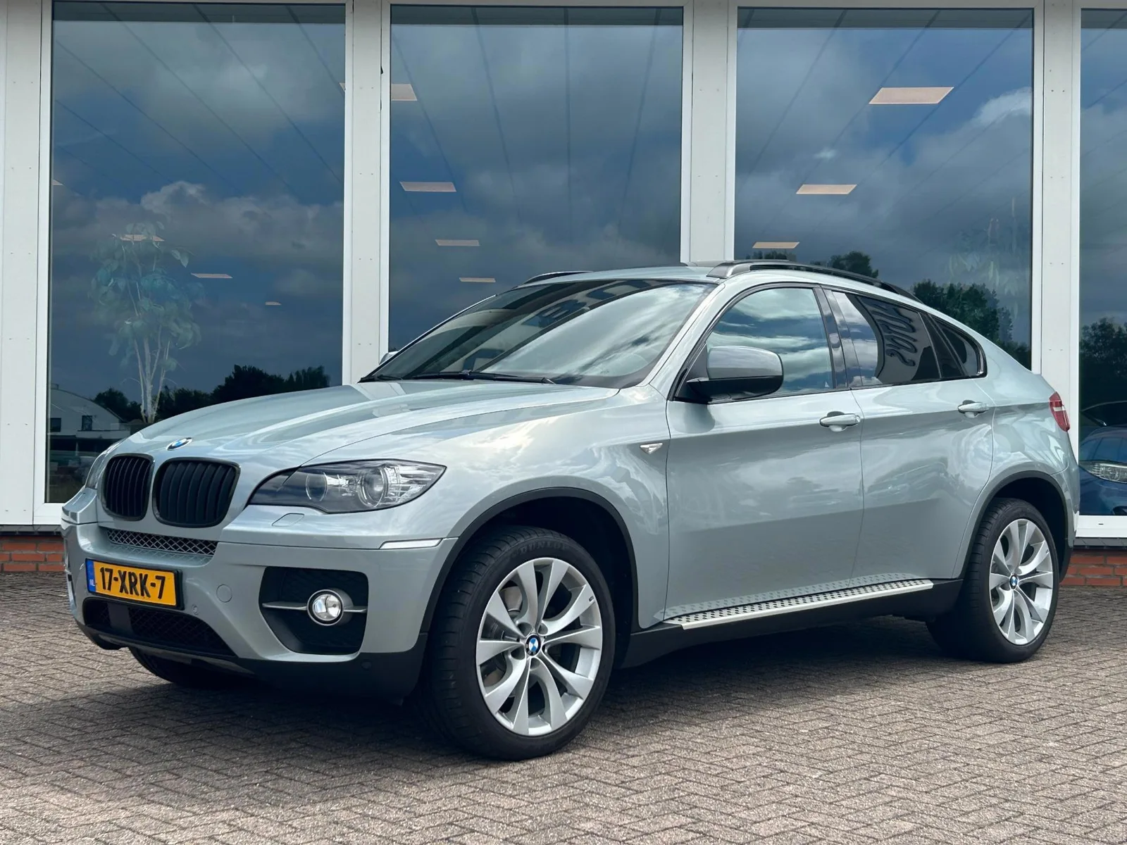 BMW X6 (2011) — foto 1