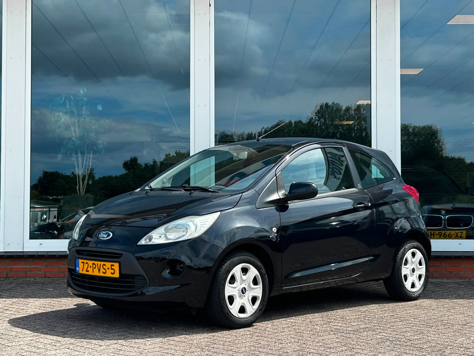 Ford Ka (2011) — foto 1