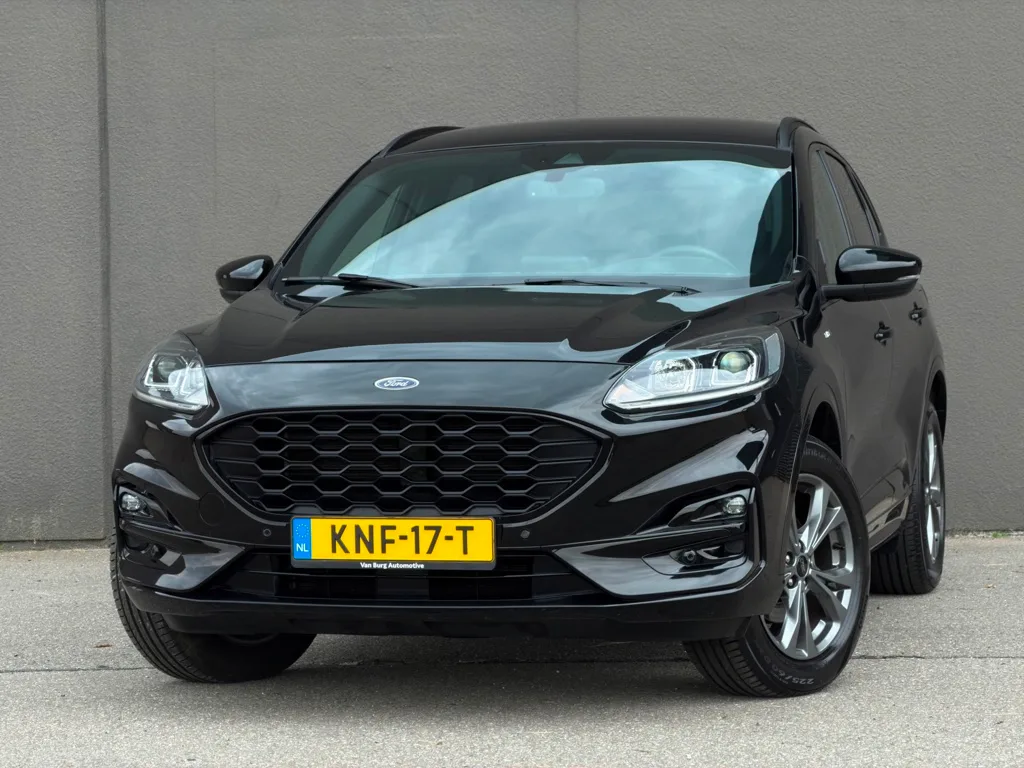 Ford Kuga (2021) — foto 1