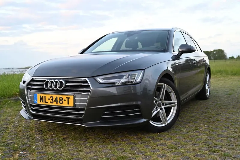 Audi A4 (2017)