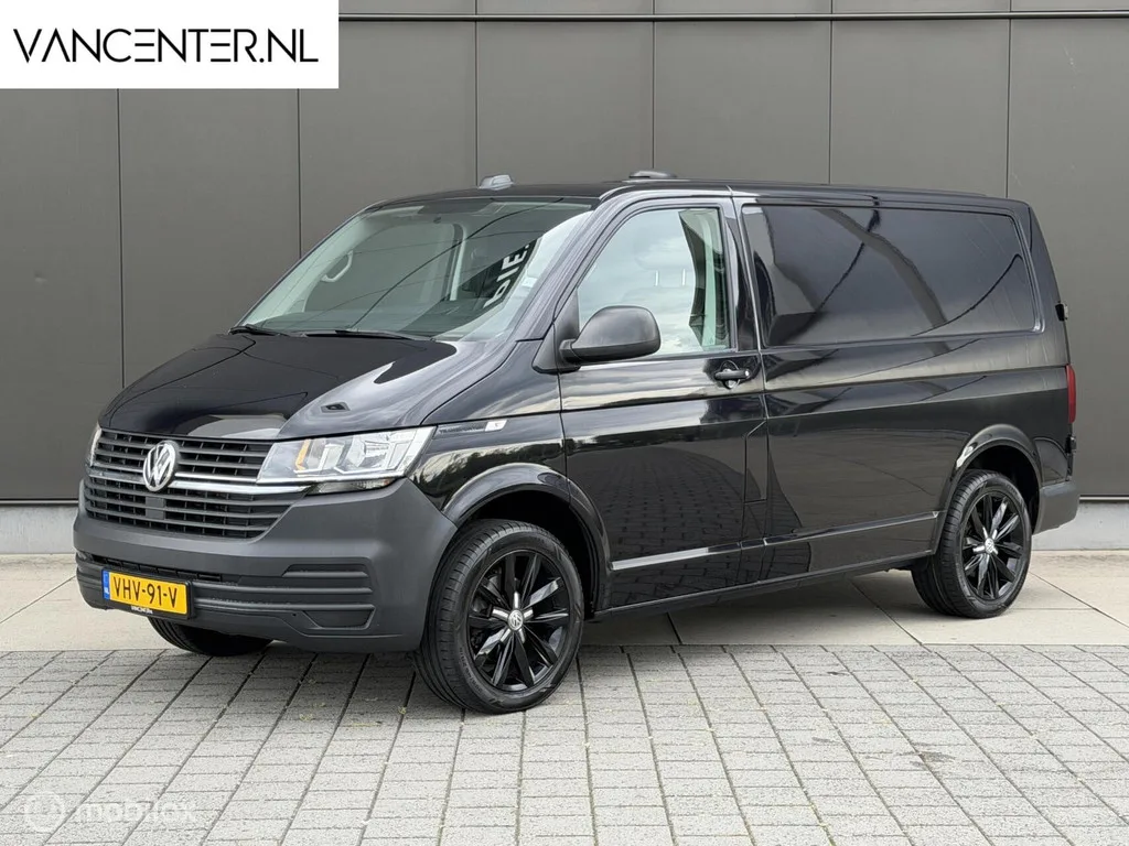 Volkswagen Transporter (2021) — foto 1
