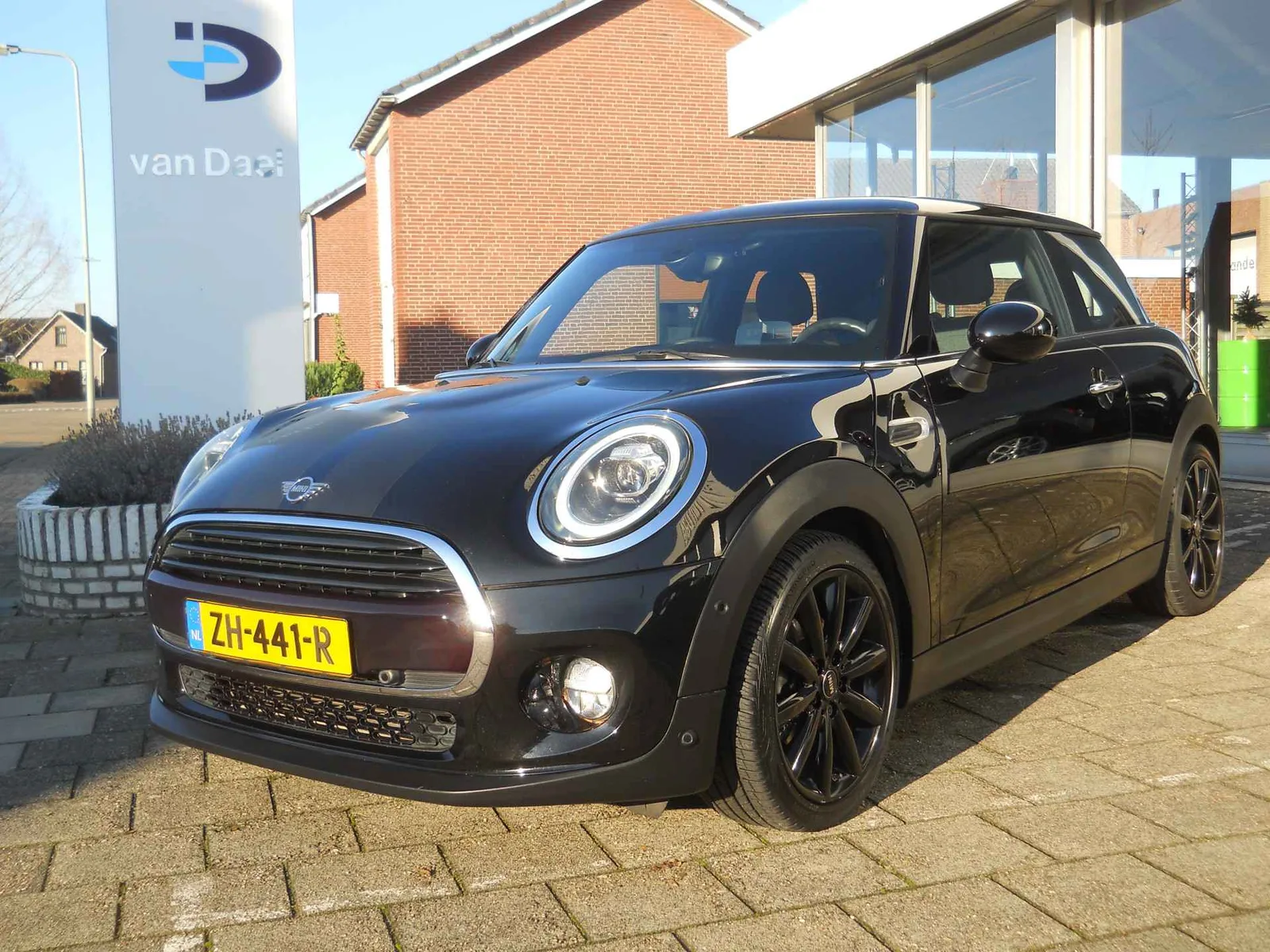 MINI Cooper (2019) — foto 1
