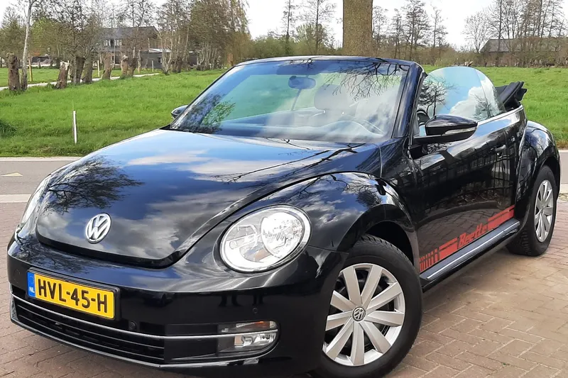 Volkswagen Beetle (2016)