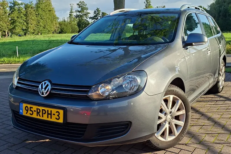 Volkswagen Golf (2011)