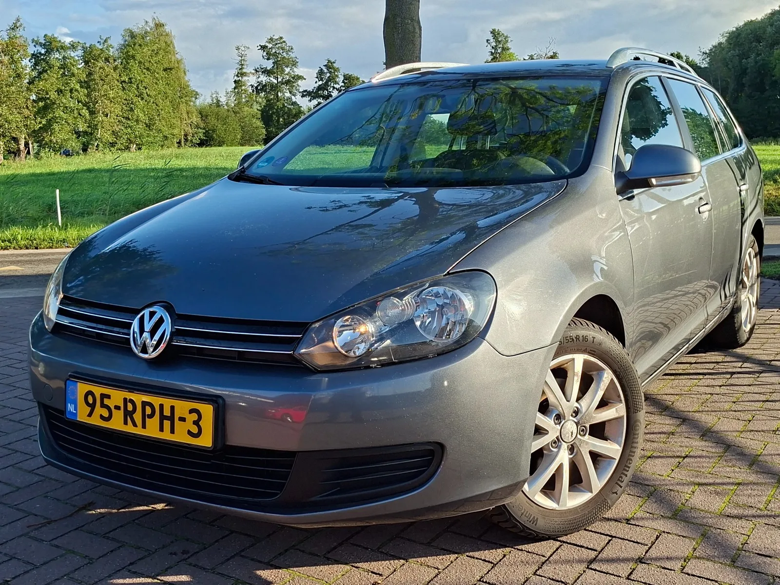 Volkswagen Golf (2011) — foto 1