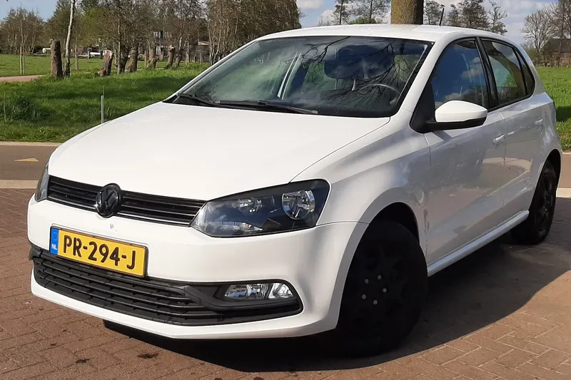 Volkswagen Polo (2015)