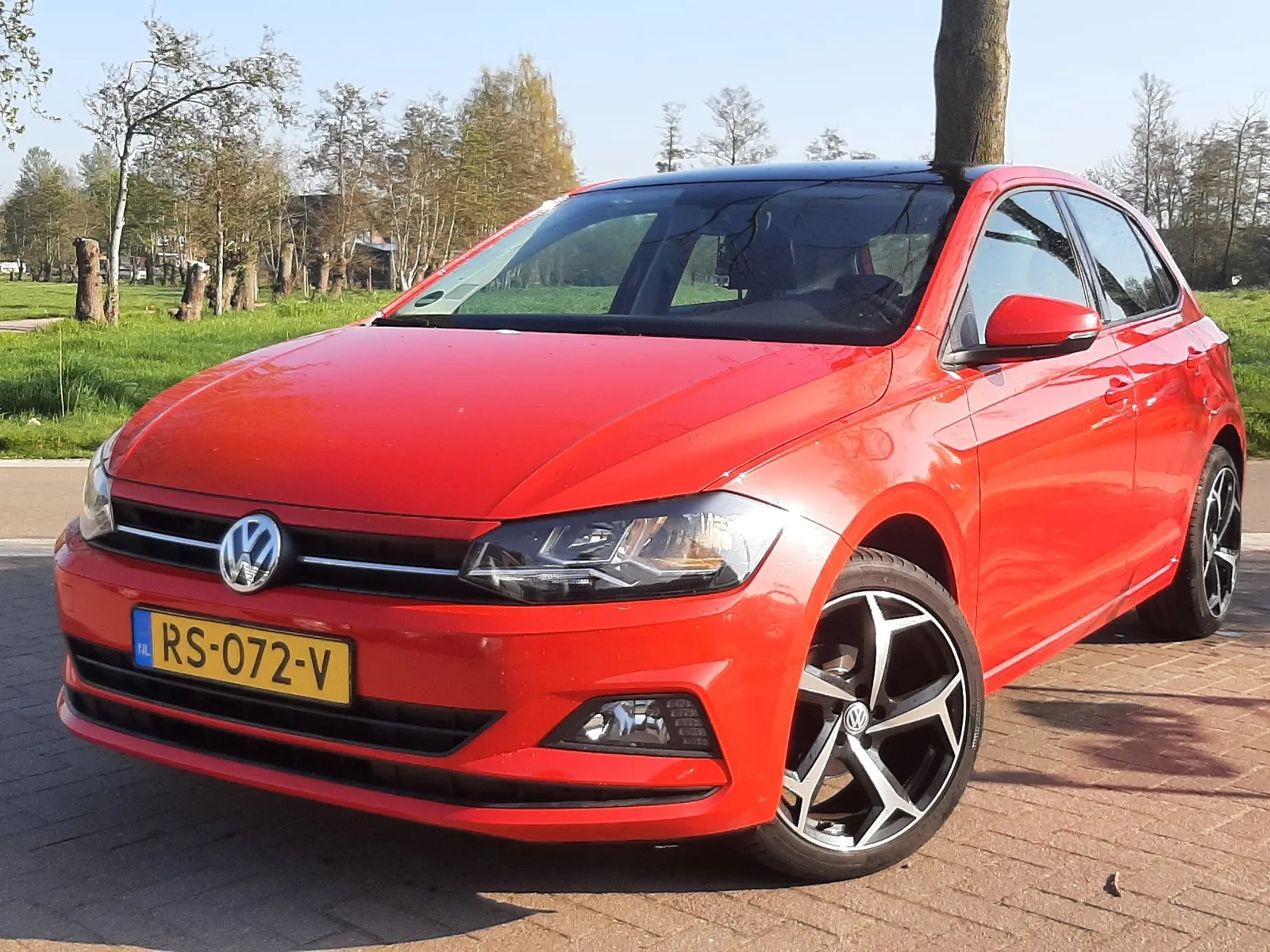 Volkswagen Polo (2018) — foto 1
