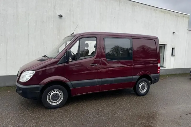 Mercedes-Benz Sprinter (2012)