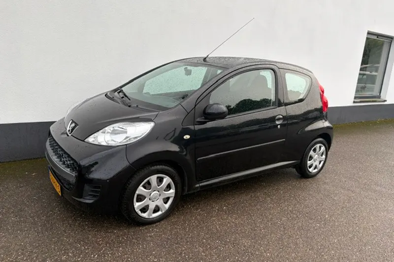 Peugeot 107 (2010)