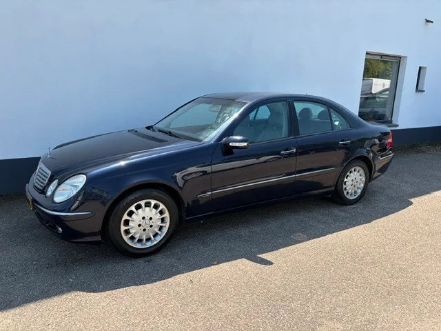 Mercedes-Benz E-Klasse (2003) — foto 1