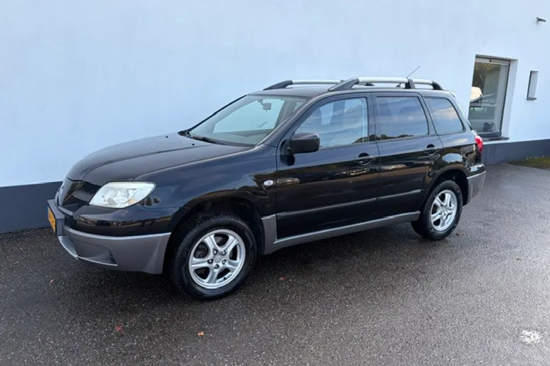 Mitsubishi Outlander (2005)