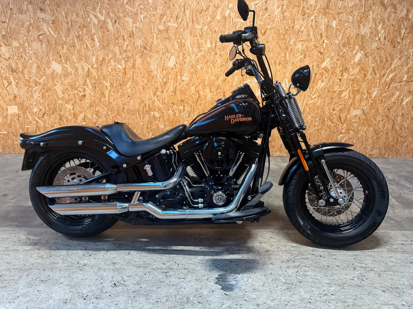 Harley-Davidson 96 FLSTSB Cross Bones (2008) — foto 1