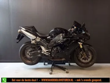 Kawasaki ZX-10R (2006) — foto 1