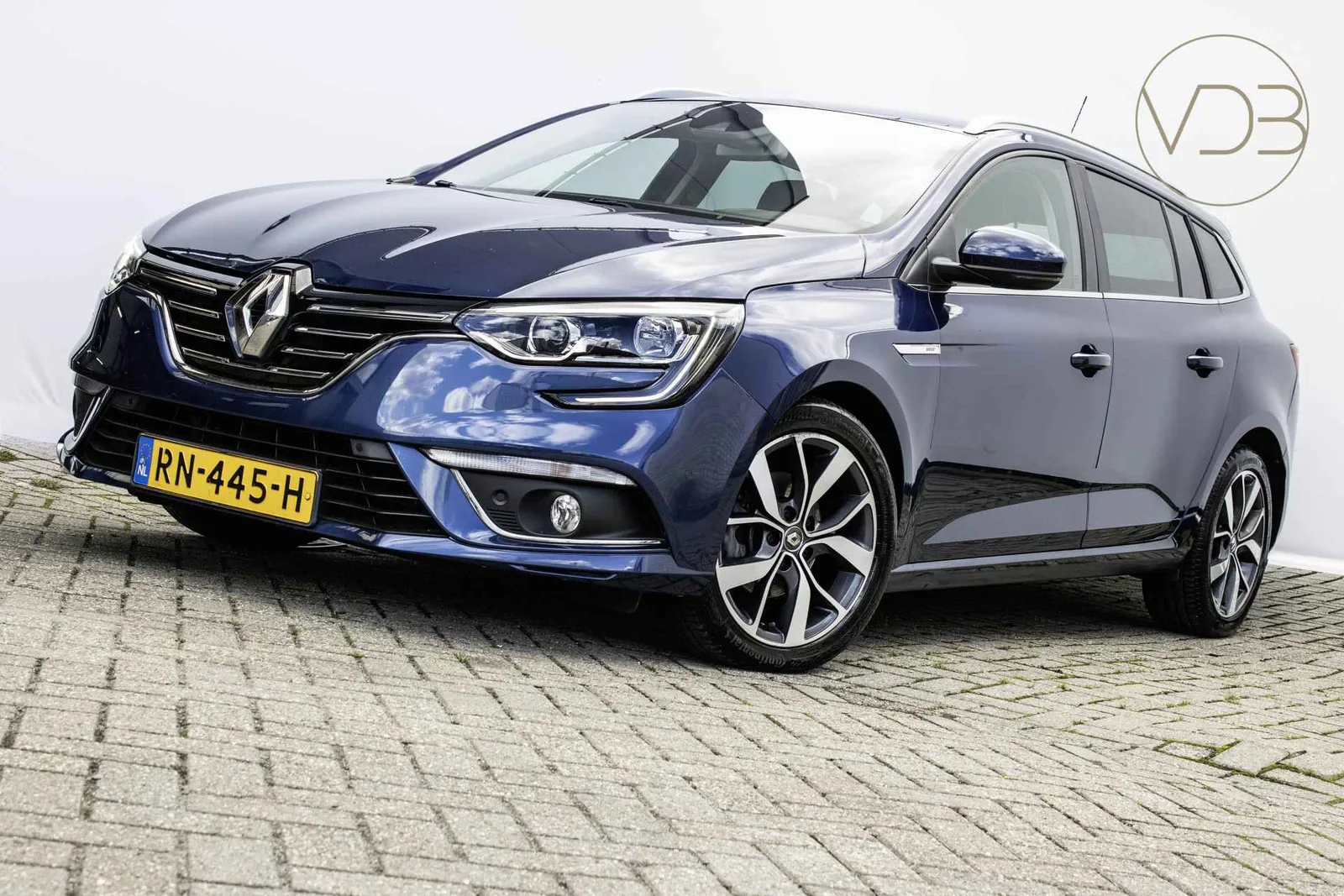 Renault Mégane (2018) — foto 1