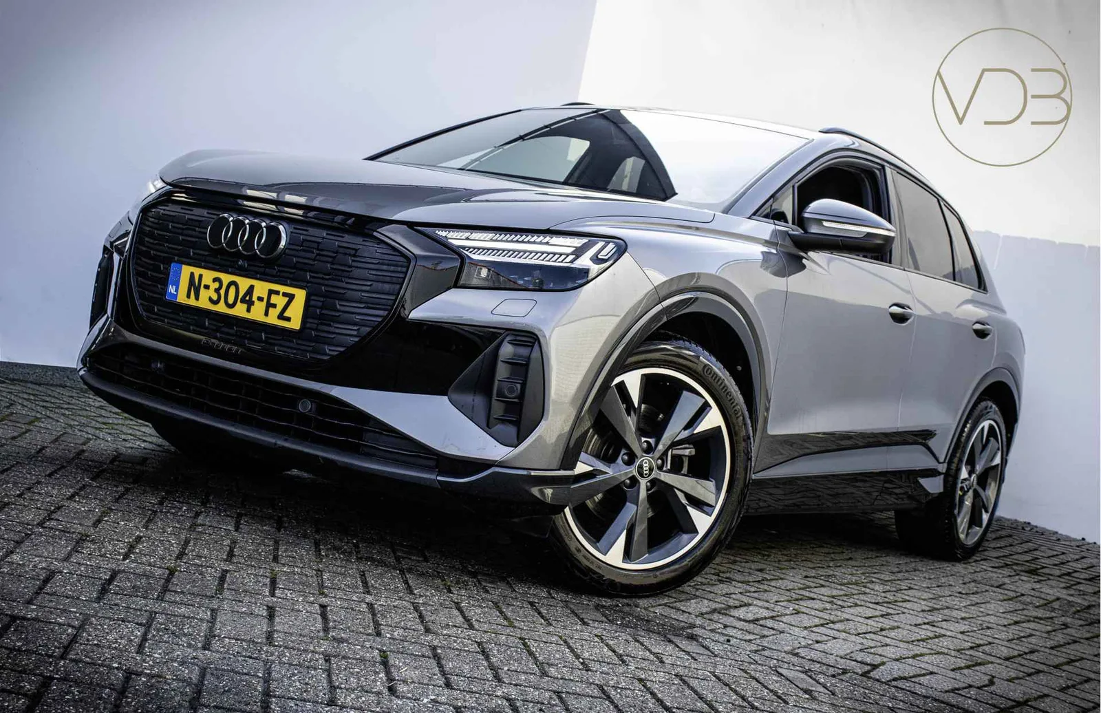 Audi Q4 e-tron (2021) — foto 1