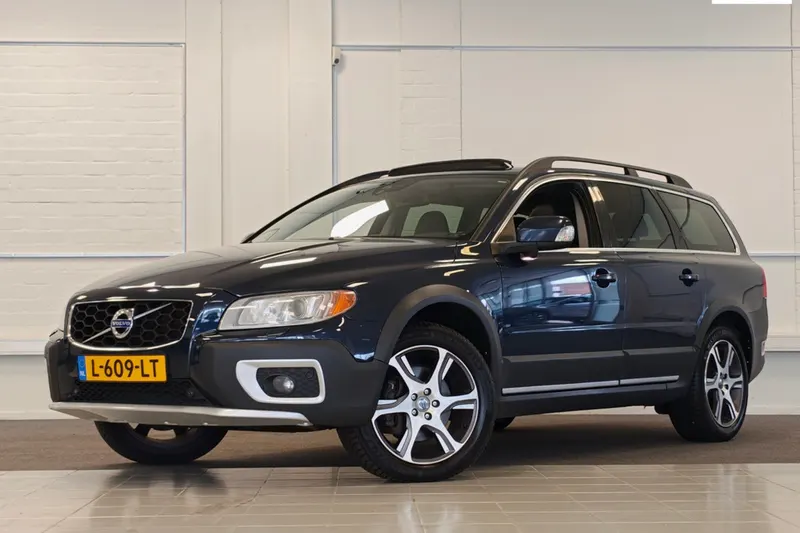 Volvo XC70 (2012)