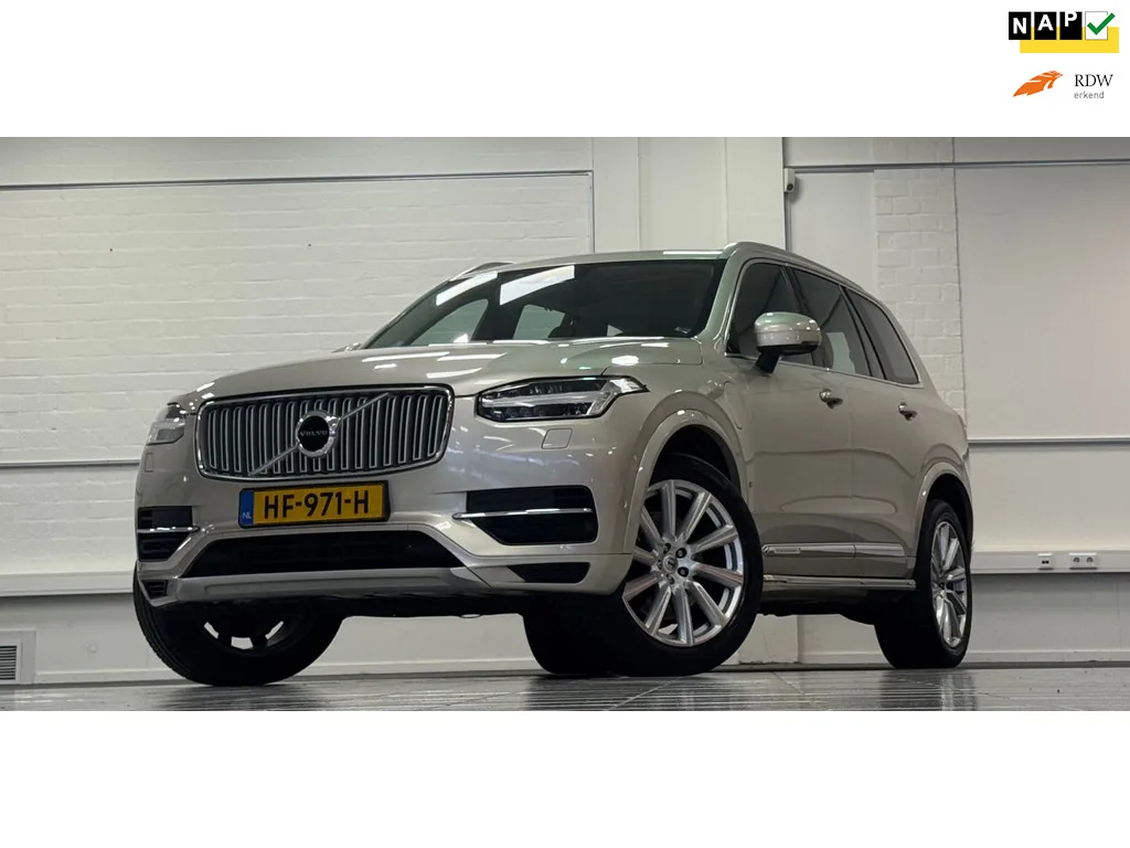 Volvo XC90 (2015) — foto 1